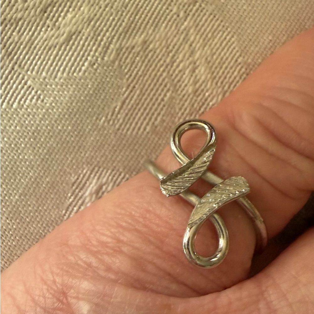 Perfect Vintage Spiral Ring